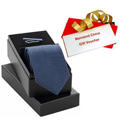 Magnificent Combo of Mainland China Gift E Voucher worth Rs.1000 and Tie Tiepin Gift Set