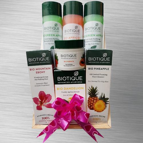 Refreshing Biotique Organic Spa Hamper