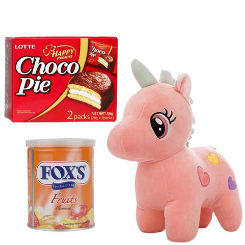 Delectable trio of Soft Toy with Chocolate N Chocopie