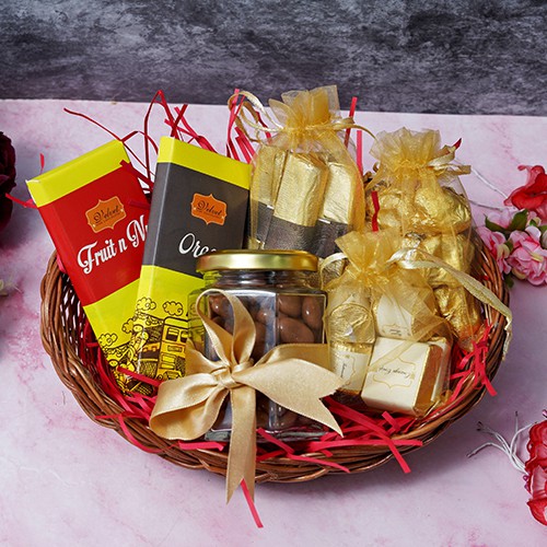 Chocolates Blast Mothers Day Hamper