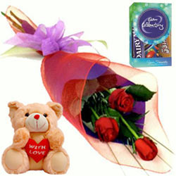 Red Roses Bunch with Teddy N Chocolates Pack