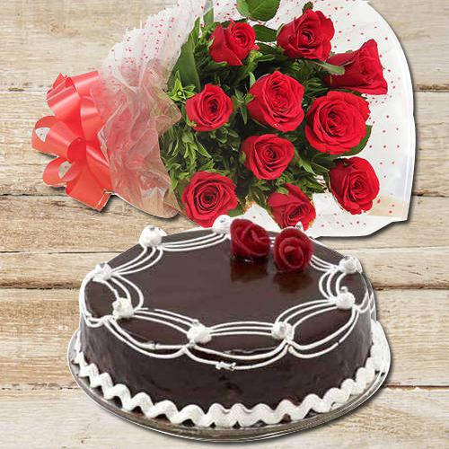 Graceful Collection of Red Roses with Red Velvet Cake