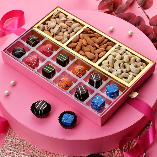 The House Of Treat Gift of Chocolaty Dry Fruits