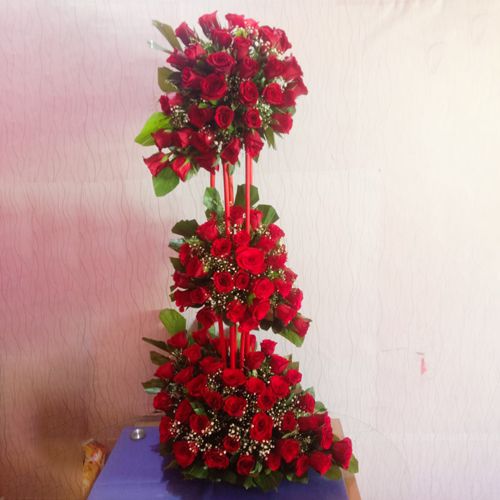 Classic 80 Red Roses Tower