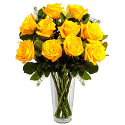 Eye-Catching Arrangement of Yellow Roses in a Vase