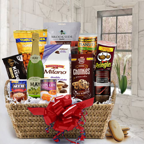 Remarkable Mothers Day Gourmet Gift Basket