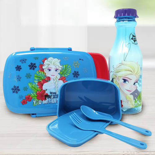 Mesmerizing Disney Frozen Lunch Box n Water Bottle Set